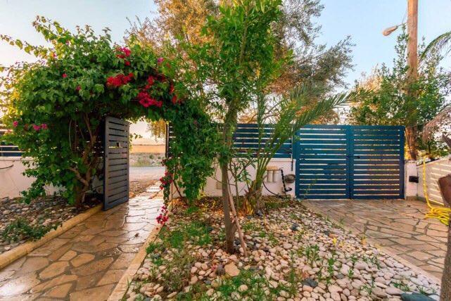 Zygi Beachfront Villa المظهر الخارجي الصورة